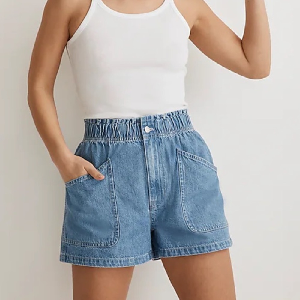 Madewell Denim Pull-On Paperbag Utility Shorts in Arcwood Wash